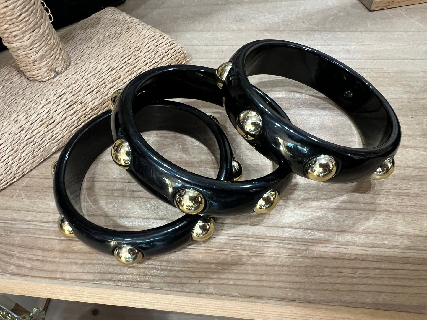 Brazalete tachuelas