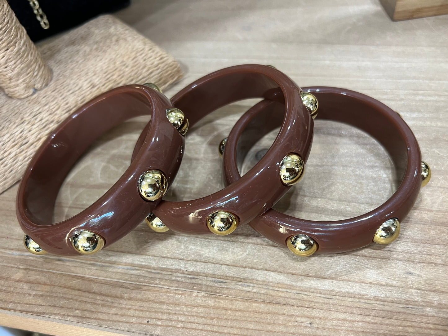 Brazalete tachuelas